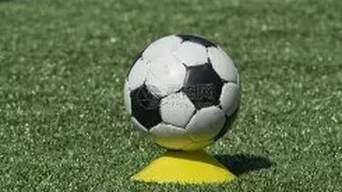 塞維利亞後防支柱拉莫斯帶領團隊獲得榮耀！